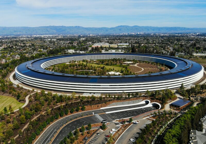 Aerial view of Apple Park headquarters in Cupertino, California