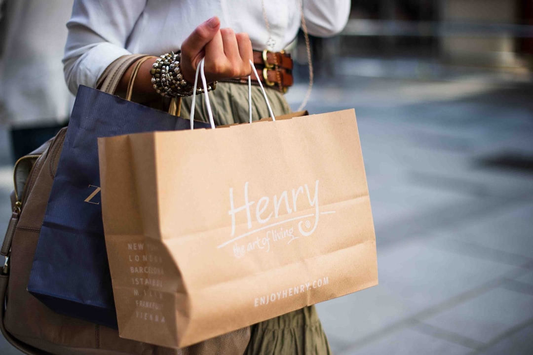 Shopping bags illustrating holiday retail and e-commerce spending.