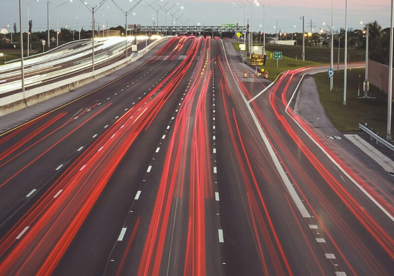 Traffic moving on a Florida highway at night